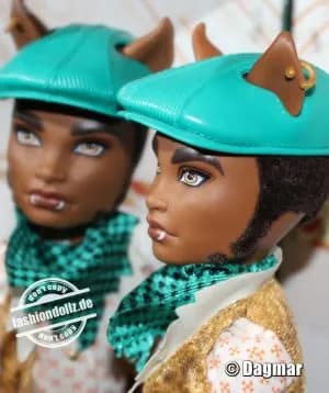 Monster High - Wave 2 Draculaura & Clawd Wolf #V7961